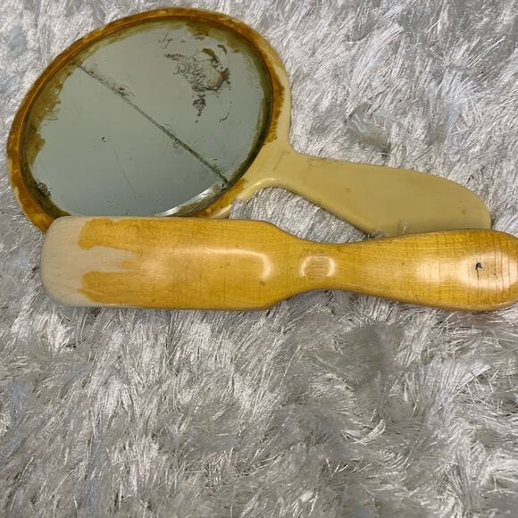 Antique 20s Mirror and Brush Set Wood Handle Hairbrush Celluoid - Picture 4 of 7